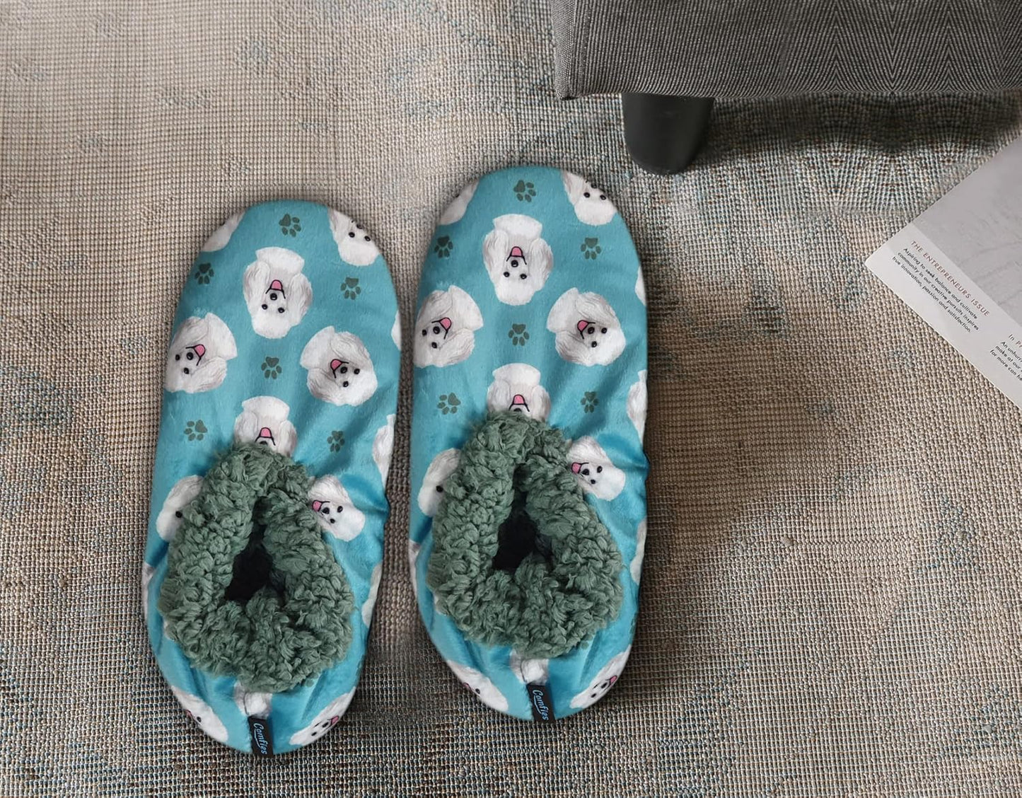 Poodle Dog Lovers Super Soft Unisex Slippers - One Size Fits Most - Cozy House Slippers - Non Skid Bottom